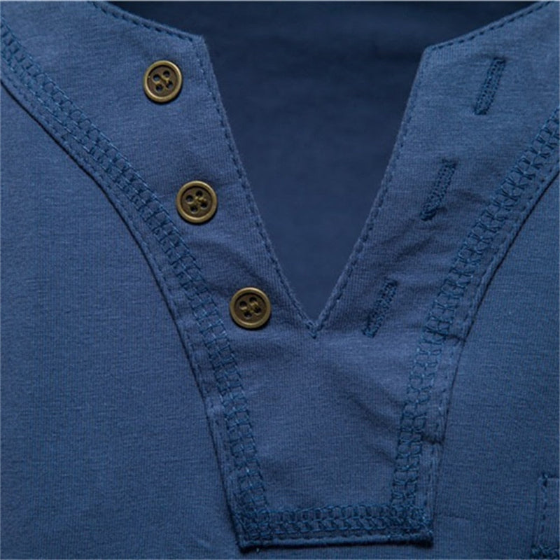 Camiseta Masculina com Gola em V Imperial